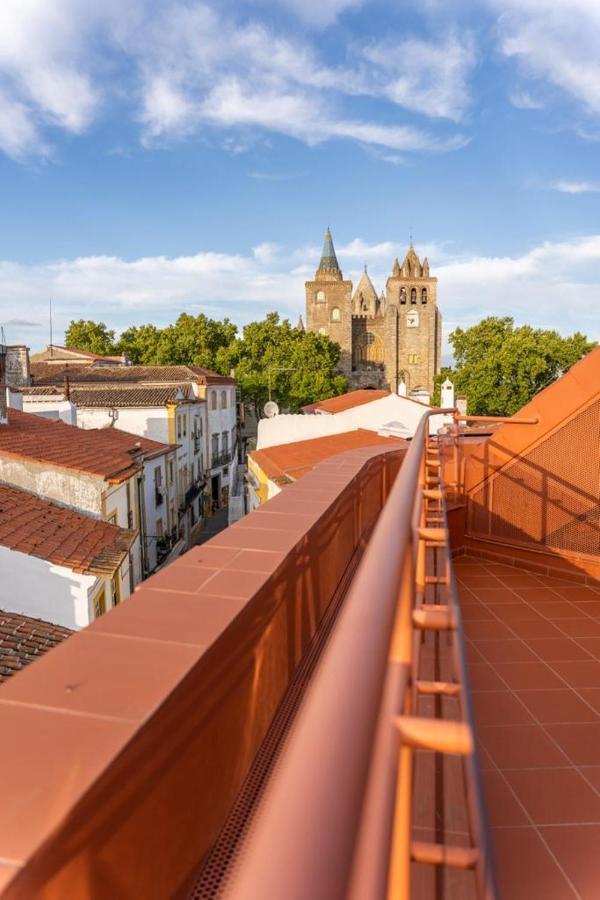 Guest House - Palacio Diana Evora Bagian luar foto